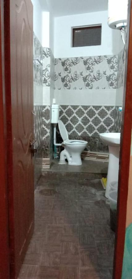 Auberge de jeunesse Tebaar Backpackers à Rishīkesh Extérieur photo