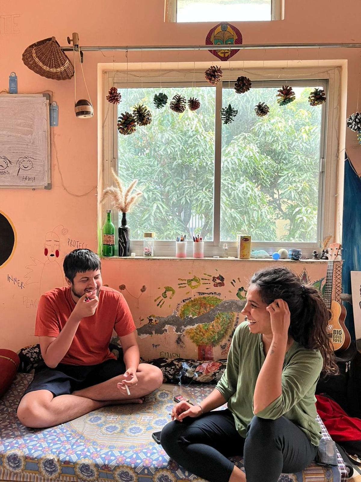 Auberge de jeunesse Tebaar Backpackers à Rishīkesh Extérieur photo