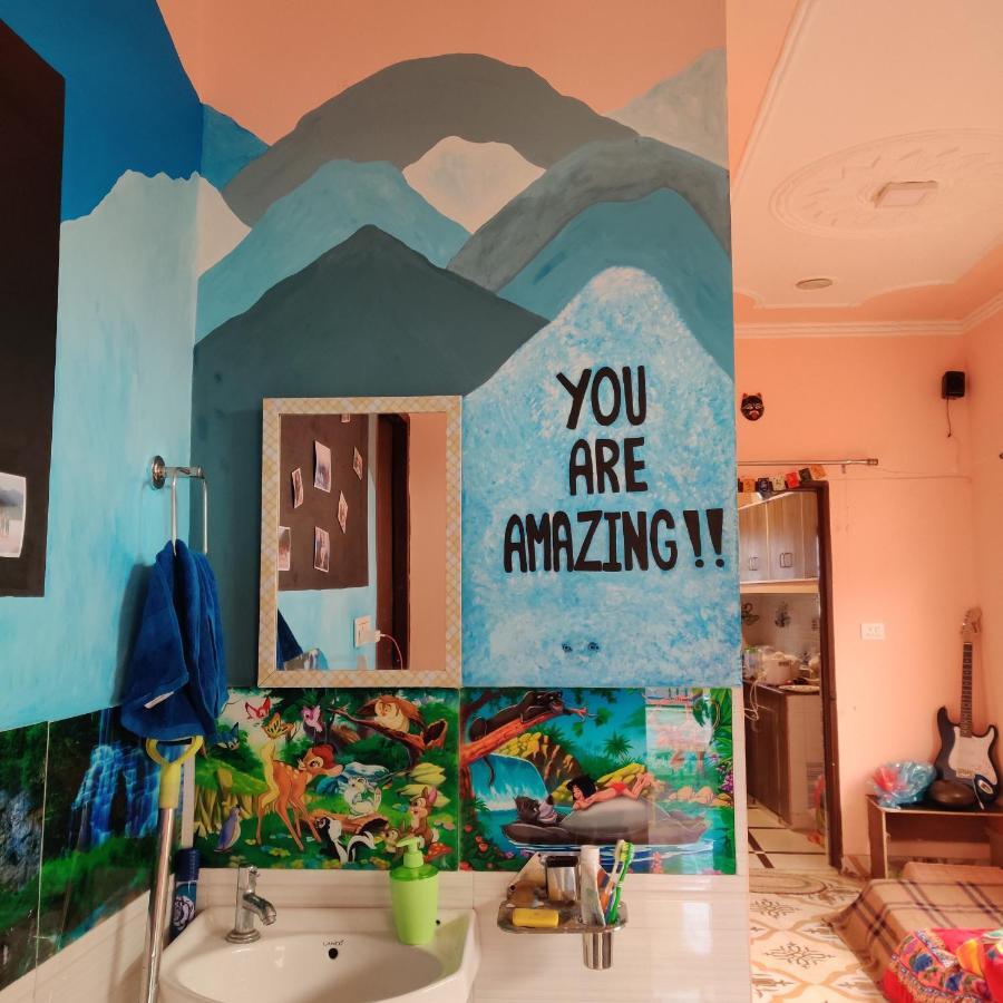 Auberge de jeunesse Tebaar Backpackers à Rishīkesh Extérieur photo