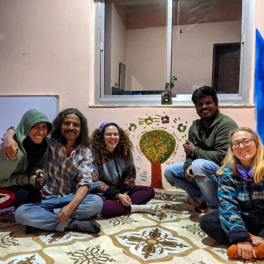 Auberge de jeunesse Tebaar Backpackers à Rishīkesh Extérieur photo